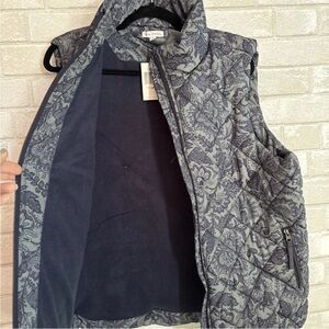 Vera Bradley Blue and Gray Puffer Vest woman’s 2x